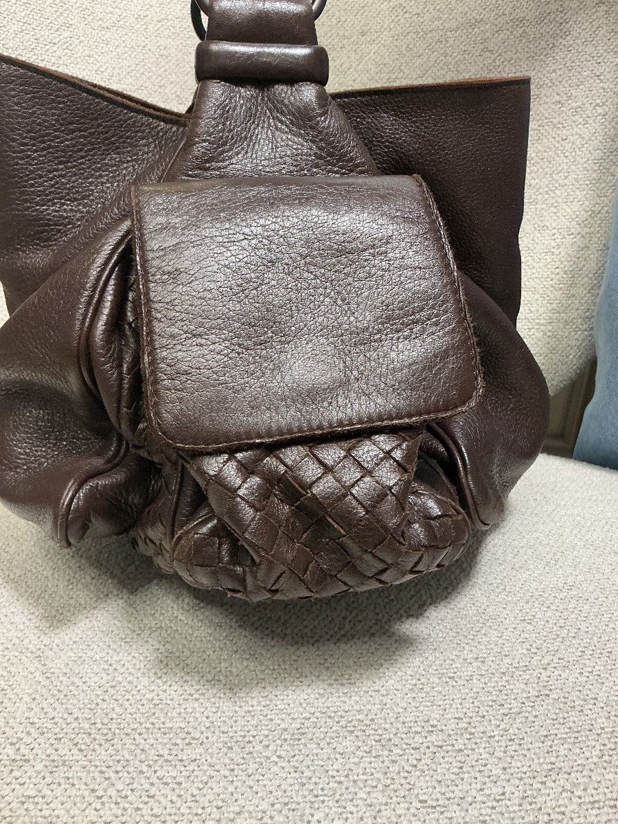 BOTTEGA VENETA CAMPANA LEATHER BAG
