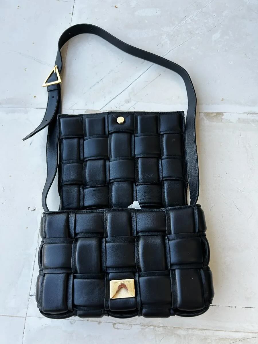 BOTTEGA VENETA CASSETTE BAG