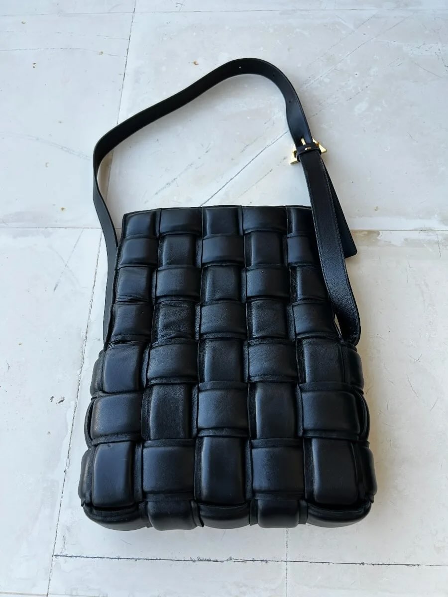 BOTTEGA VENETA CASSETTE BAG